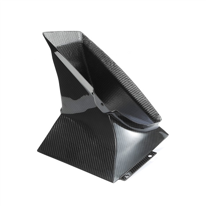 Oglekļa šķiedras auto detaļu ražotājs